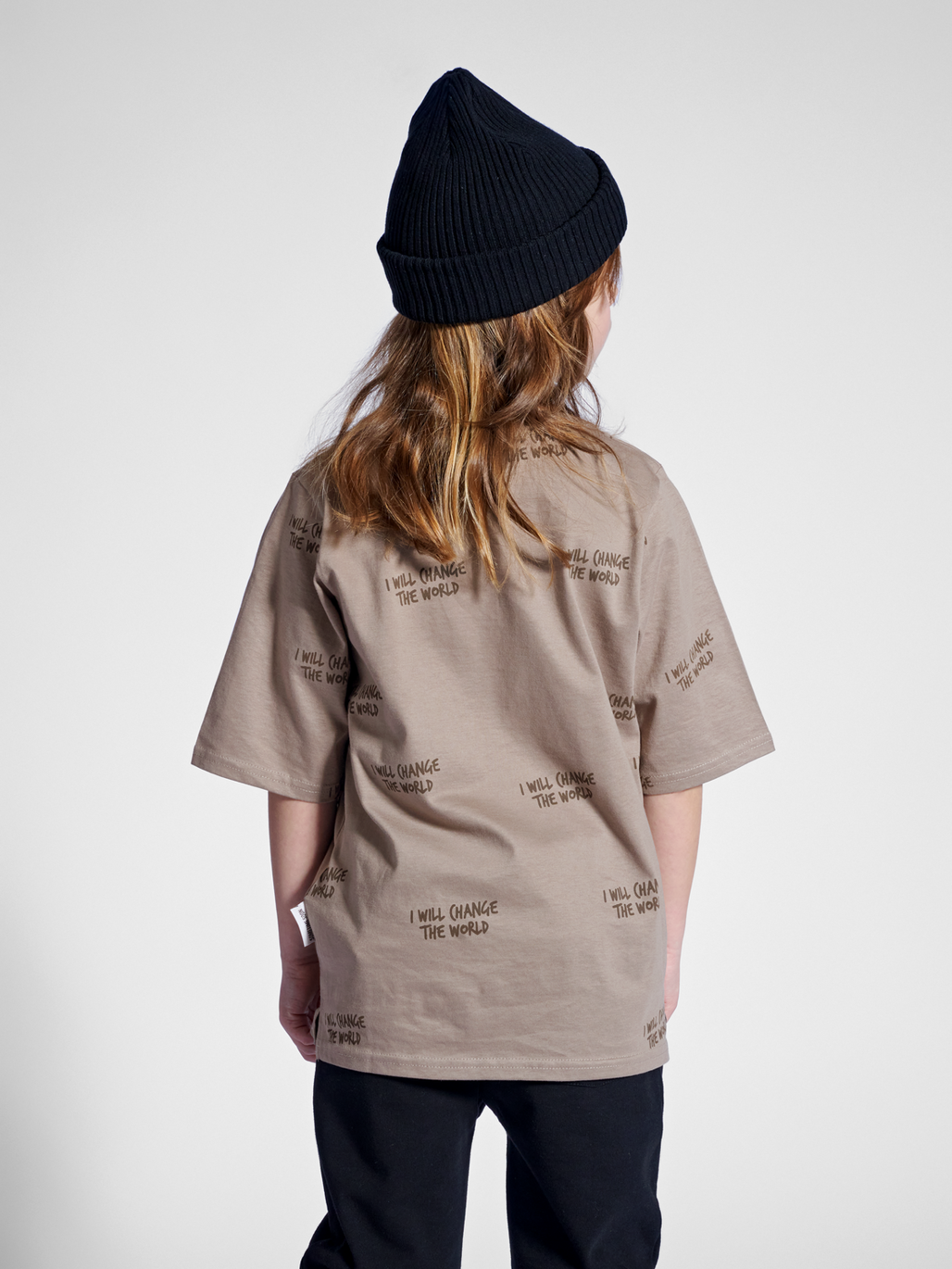 stsMILOS T-SHIRT S/S, SEPIA TINT, model