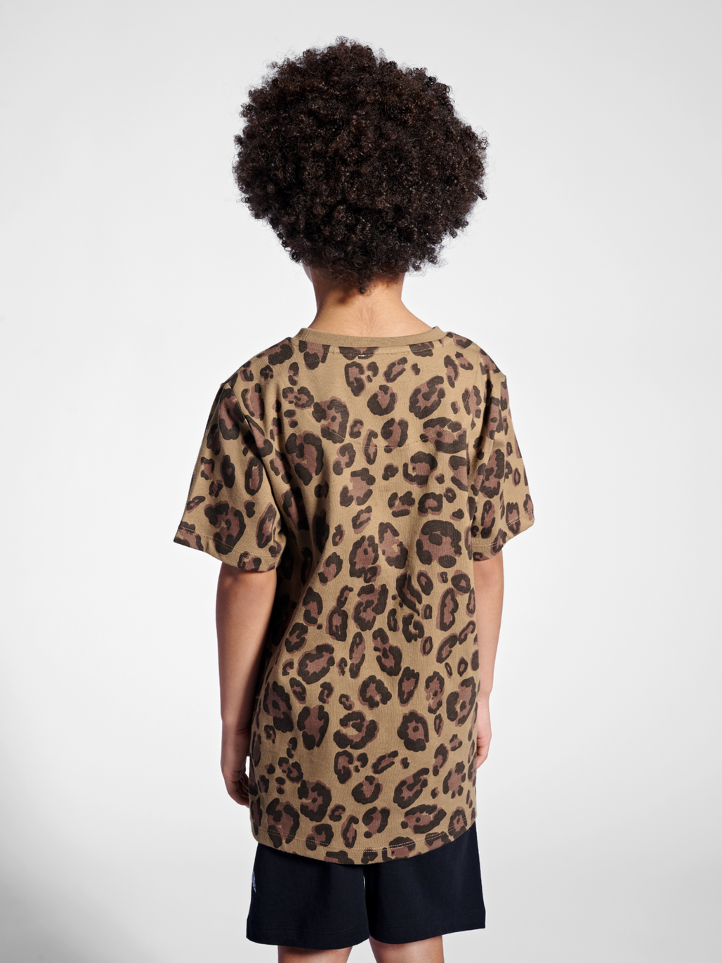 stmEASTWOOD T-SHIRT S/S, SEPIA TINT, model